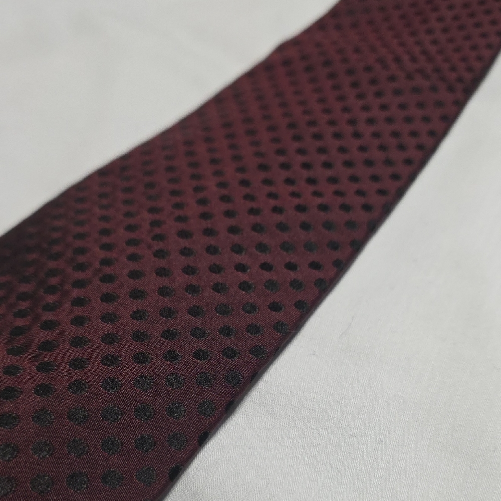Banana Republic Burgundy and Black Dot Tie